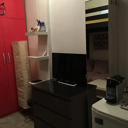 Opera Studio Apartment *